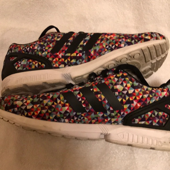 Adidas shoes - Picture 2 of 3